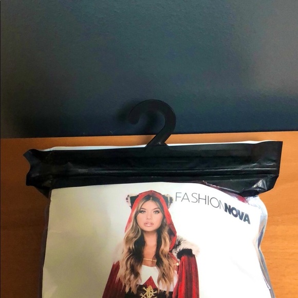 Red Haute Storybook Costume - Picture 9 of 9